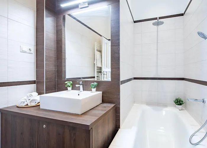 Extra - Large - Cozy * Budapest