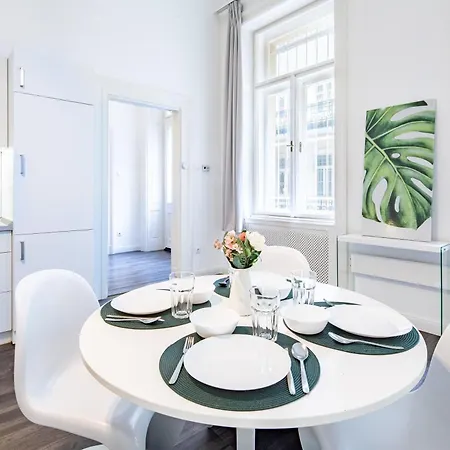 Extra - Large - Cozy Appartement Boedapest