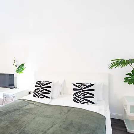 Extra - Large - Cozy Lejlighed