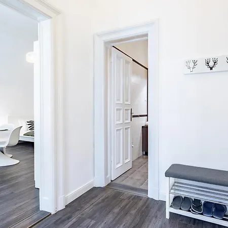 Extra - Large - Cozy * Budapest