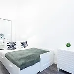 Extra - Large - Cozy * Budapest
