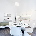 Extra - Large - Cozy Apartment Budapest