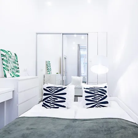 Extra - Large - Cozy *